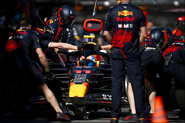 Пит-стоп Серхио Переса