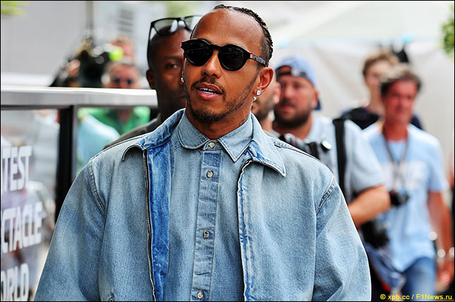 Льюис Хэмилтон