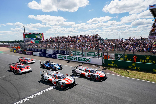 Старт марафона в Ле-Мане, фото пресс-службы гонки