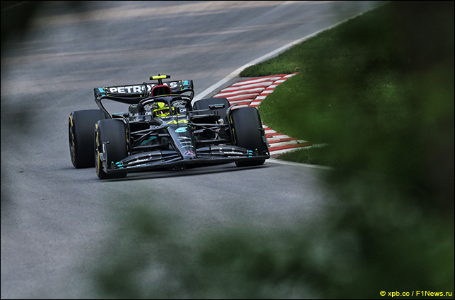 Льюис Хэмилтон