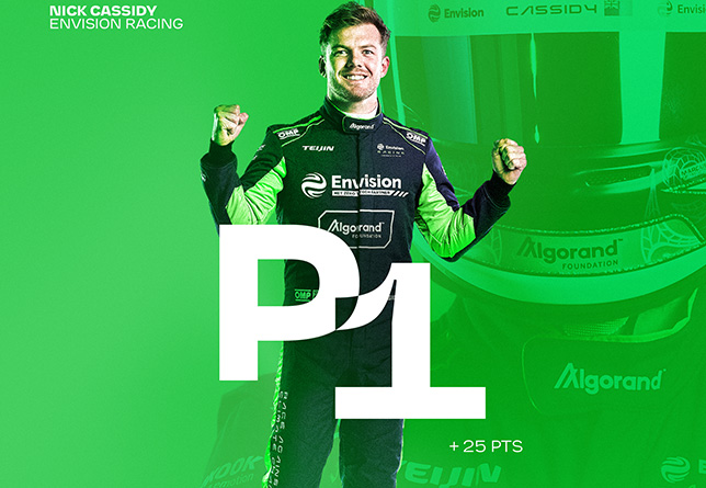 Ник Кэссиди - победитель воскресной гонки в Берлине, фото Формулы E