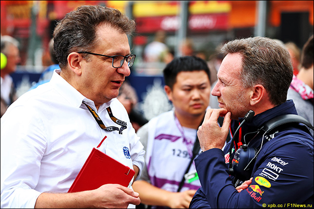 Николас Томбасис и Кристиан Хорнер