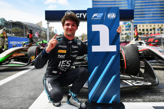 Джек Кроуфорд – победитель воскресной гонки в Баку, фото Формулы 2