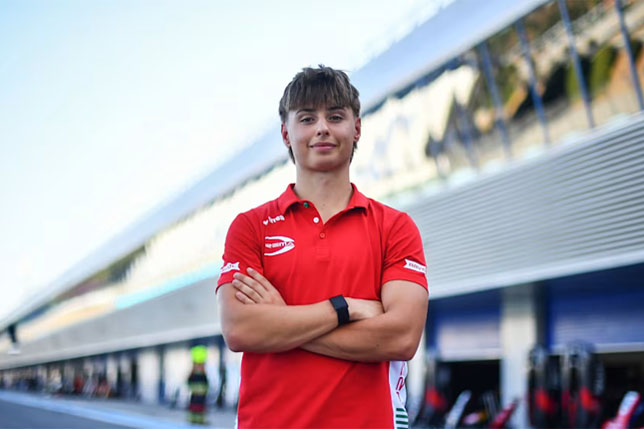 Луис Шарп, фото пресс-службы серии