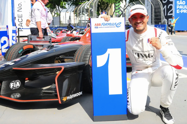Джейк Деннис, победитель гонки в Сан-Паулу, фото Формулы E