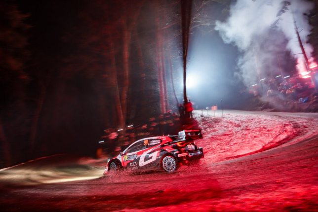 Оливер Сольберг за рулём Toyota на трассе Rally Monte Carlo, фото пресс-службы ралли