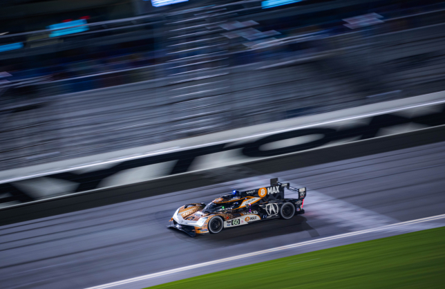 Гиперкар Acura ARX-06 на трассе в Дайтоне, фото пресс-службы Meyer Shank Racing