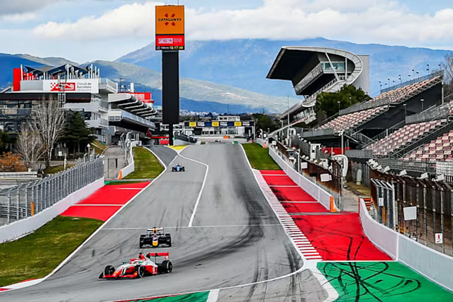 Тесты Формулы 3 в Барселоне