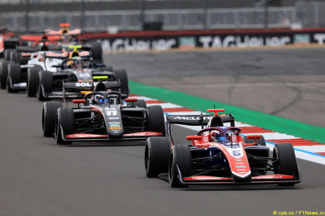 Смежные серии: первая победа юниора McLaren в Ф-3, мокрый Шанхай Формулы-Е и Квят-советник FIA
