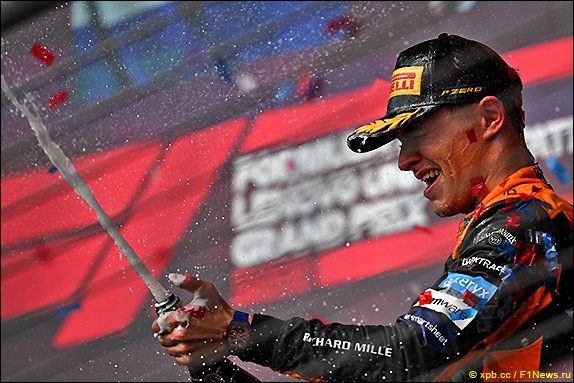 Подиум Гран При США 2023. Ландо Норрис.