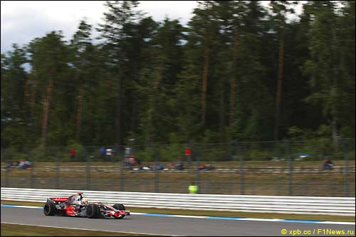 Льюис Хэмилтон