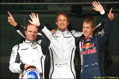 Рубенс Баррикелло, Дженсон Баттон и Себастьян Феттель