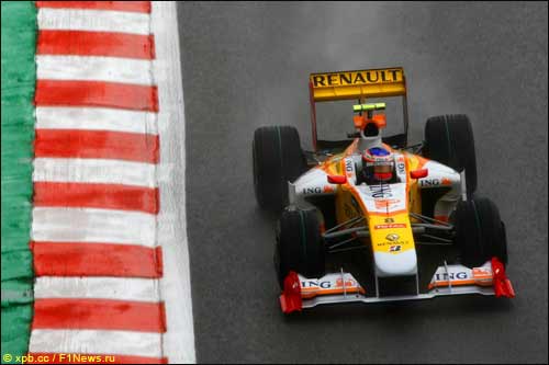 Роман Грожан на трассе в Спа