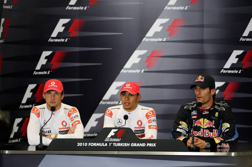 Слева направо: Дженсон Баттон, Льюис Хэмилтон, Марк Уэббер