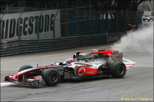 Сход Дженсона Баттона в Монако