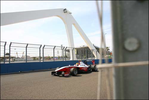 Эстебан Гутьеррес на трассе в Валенсии