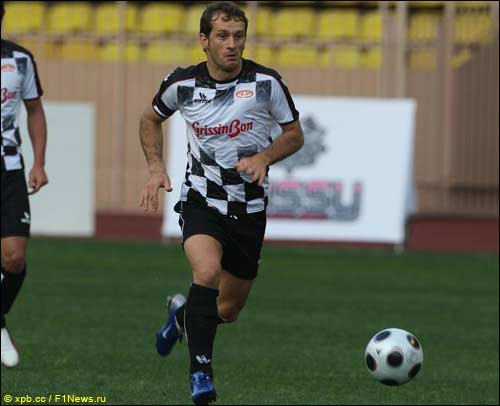 Ярно Трулли на футбольном поле