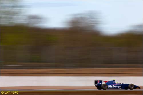 Маркус Эрикссон на тестах в Сильверстоуне