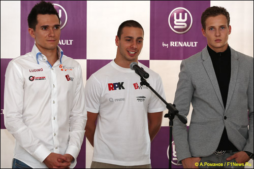 Михаил Алешин, Даниил Мове, Антон Небылицкий