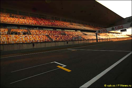 Стартовое поле Гран При Китая 2013