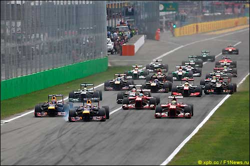 Старт Гран При Италии 2013