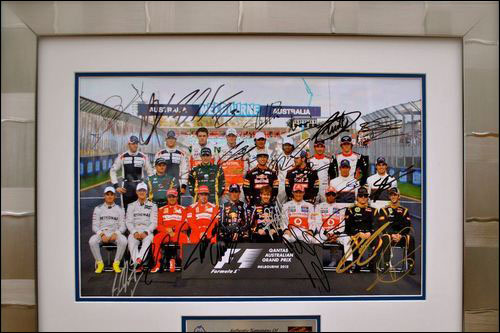 Пилоты Формулы 1 участвуют в благотворительной акции