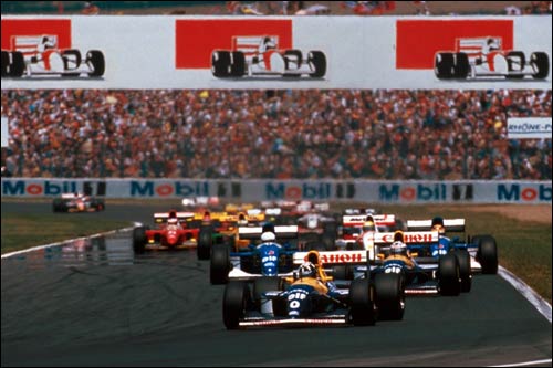 Деймон Хилл лидирует на старте Гран При Франции 1993 года