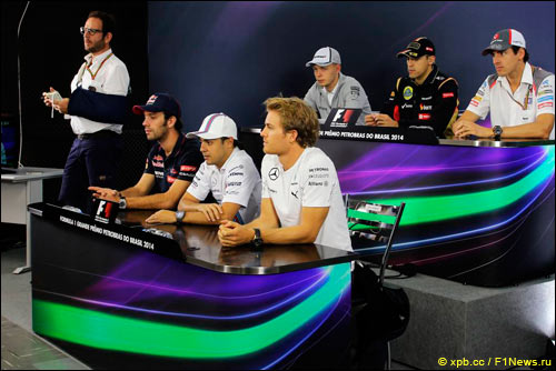 Пресс-конференция в четверг