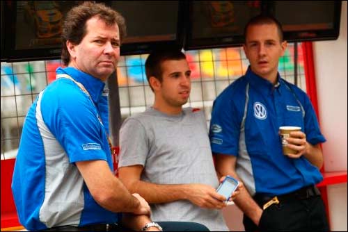 Тревор Карлин (слева)