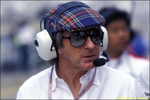 Джеки Стюарт на командном мостике Stewart Grand Prix в Канаде, 1997 год