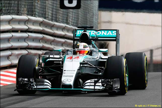 Льюис Хэмилтон