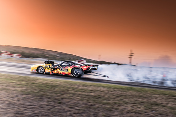 Дмитрий Саморуков во время заезда на своём Dodge Viper DT