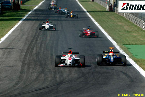 Льюис Хэмилтон в GP2