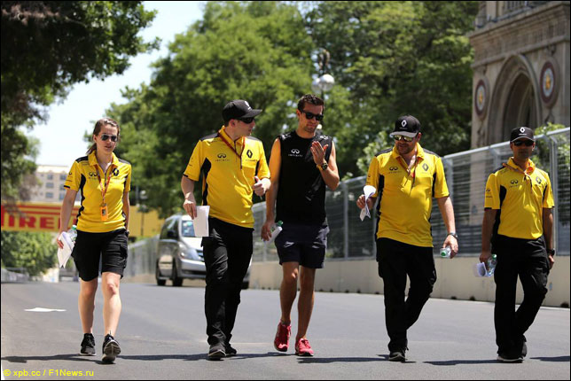 Джолион Палмер