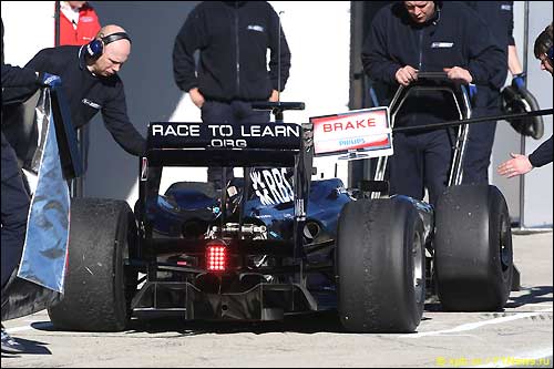 Казуки Накаджима