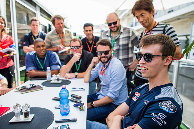 Даниил Квят на встрече с прессой в Остине