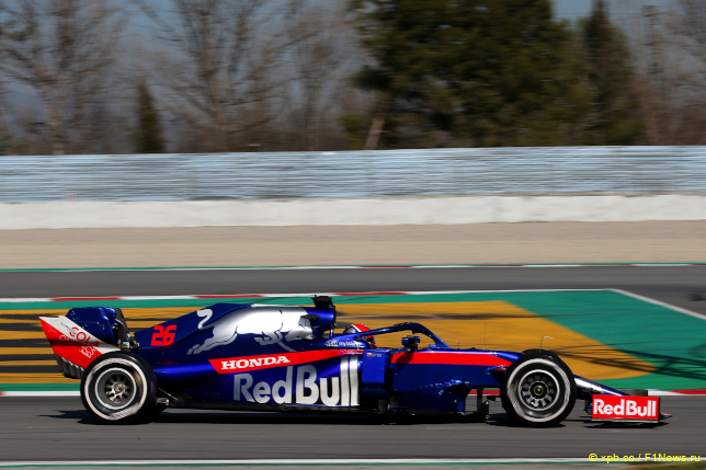 Тесты в Барселоне. Даниил Квят