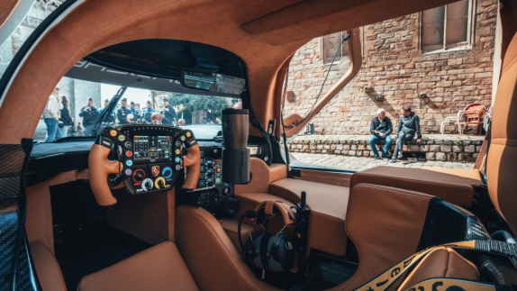 Так выглядит кокпит Porsche 963 RSP, фото Porsche Motrorsport