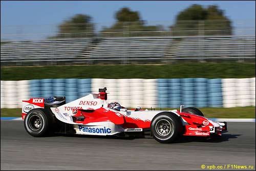 Toyota TF106, Ярно Трулли