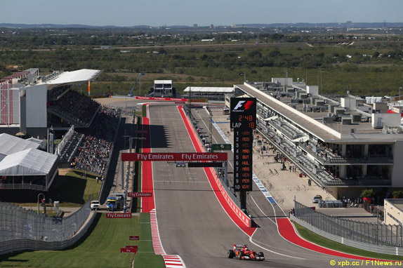 Стартовая прямая трассы в Остине