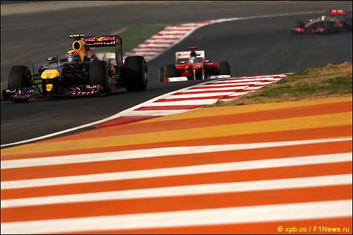 Марк Уэббер на трассе Гран При Индии