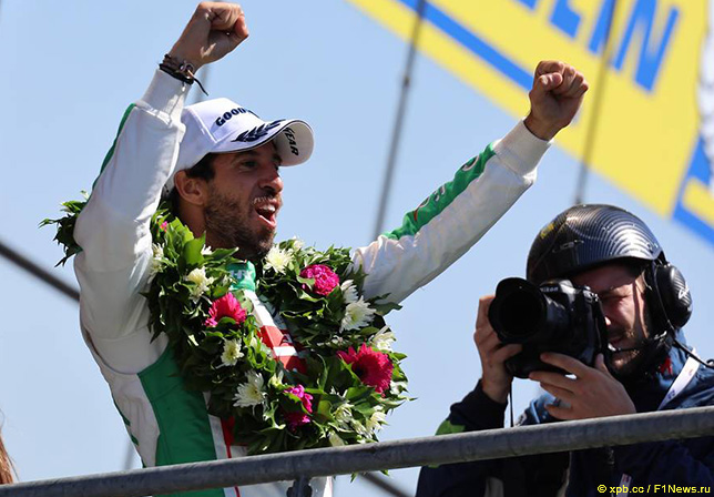 Антониу Феликс да Кошта на подиуме в Ле-Мане