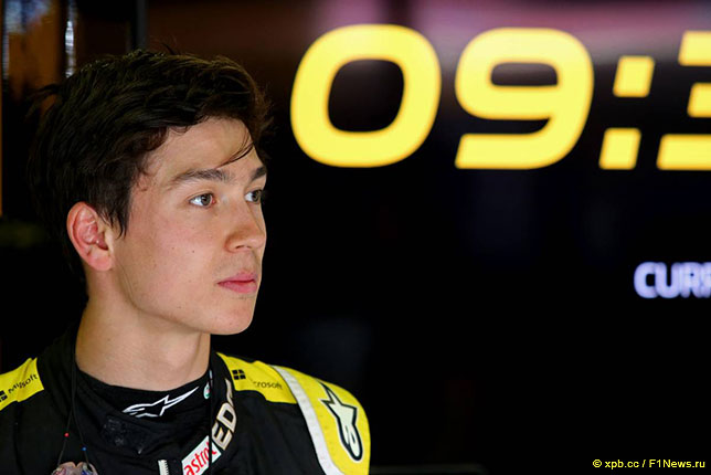 Джек Эйткен на тестах в Барселоне