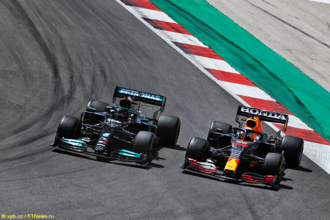 Макс Ферстаппен и Льюис Хэмилтон