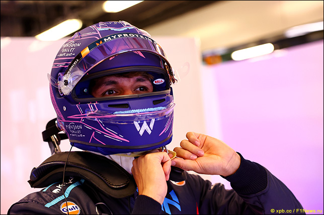 Алекс Элбон