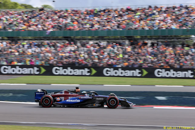 Алекс Элбон