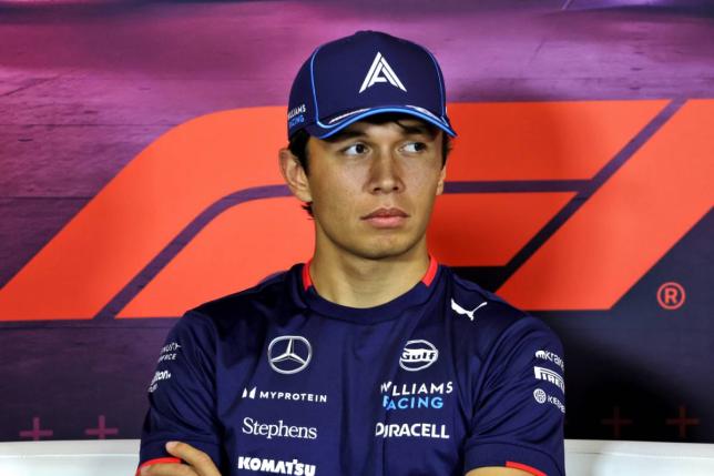 Алекс Элбон, фото XPB