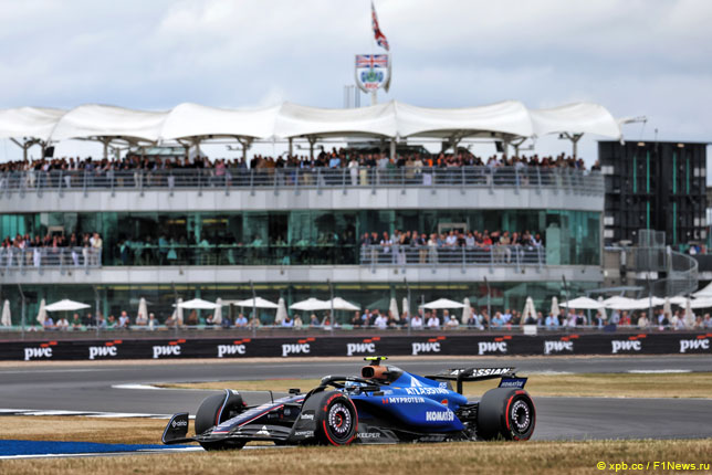 Карлос Сайнс