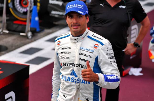 Карлос Сайнс после квалификации в Баку, фото XPB