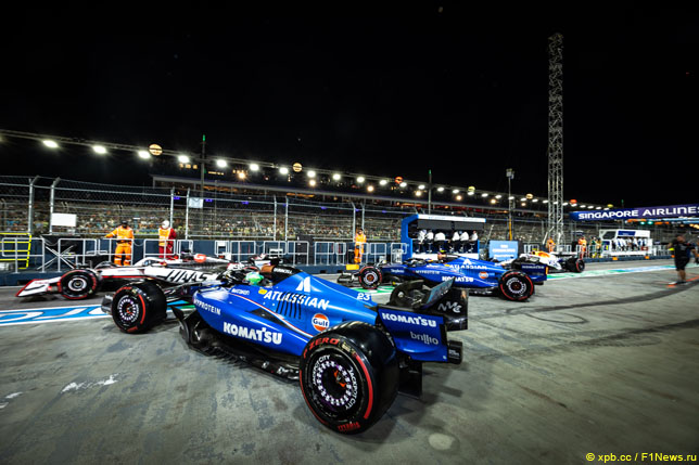 Алекс Элбон